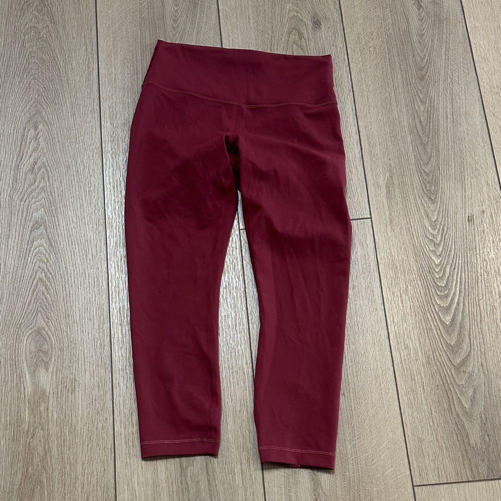 Lululemon wundertrain leggings 23” size 8